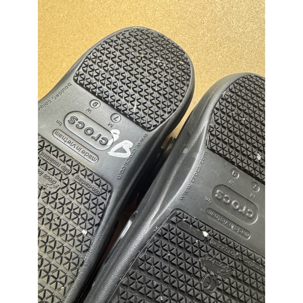 Crocs Bistro Clogs Black Slip Resistant Work Shoes Mens‎ 7 Womens 9 10075 - Picture 3 of 6